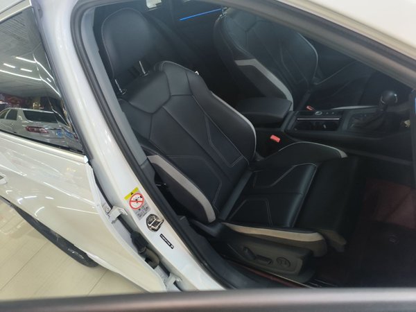 Audi Q3 2024, 19700 км, за 23895 USD - фото 23