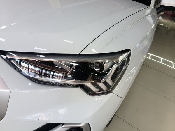 Audi Q3 2024, 19700 км, за 23895 USD - фото 9