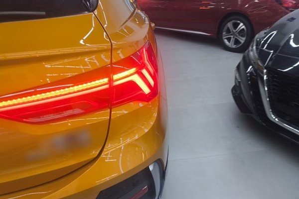 Audi Q3 Sportback 2020, 92300 км, за 18014 USD - фото 14