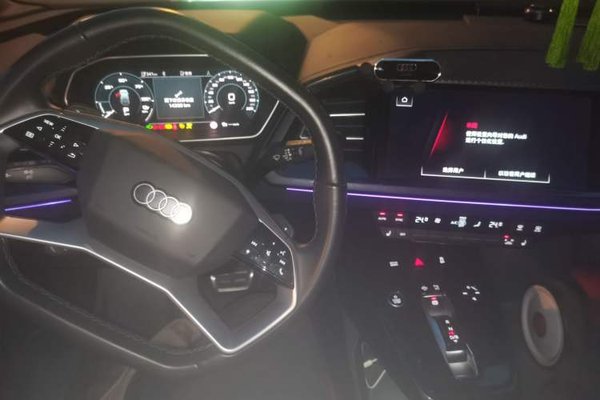 Audi Q4 e-tron 2023, 40500 км, за 17591 USD - фото 9