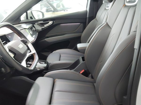 Audi Q4 e-tron 2024, 18900 км, за 9999999 USD - фото 18