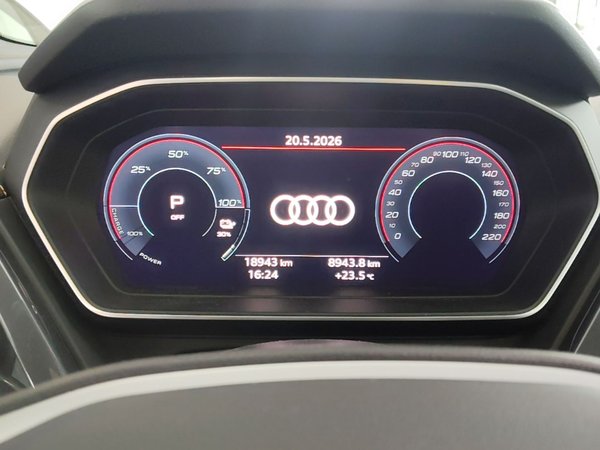 Audi Q4 e-tron 2024, 18900 км, за 9999999 USD - фото 15