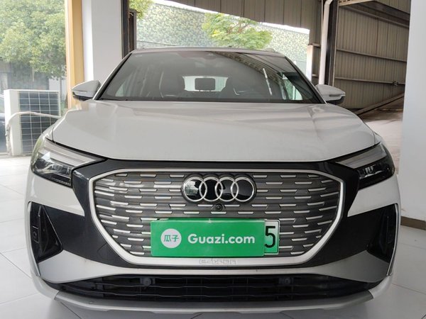 Audi Q4 e-tron 2024, 18900 км, за 9999999 USD