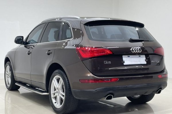 Audi Q5 2013, 150900 км, за 8401 USD