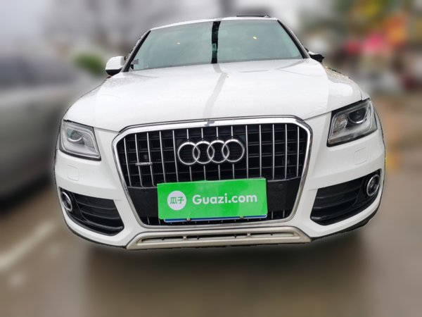 Audi Q5 2013, 127700 км, за 8034 USD