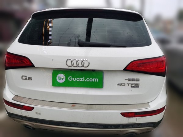 Audi Q5 2013, 127700 км, за 8034 USD