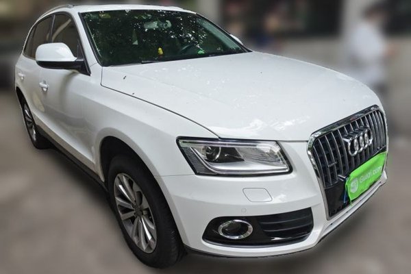 Audi Q5 2015, 131600 км, за 10903 USD