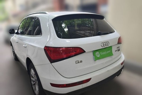 Audi Q5 2015, 131600 км, за 10903 USD