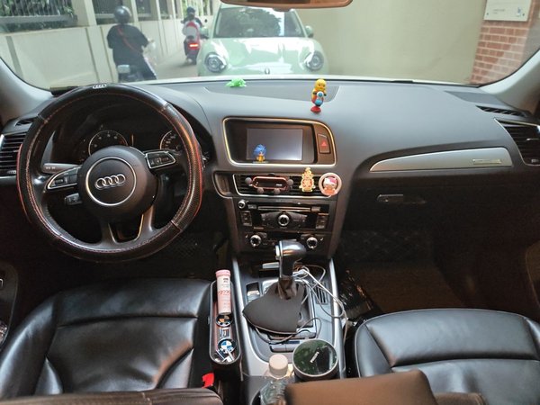 Audi Q5 2015, 131600 км, за 9229 USD - фото 10