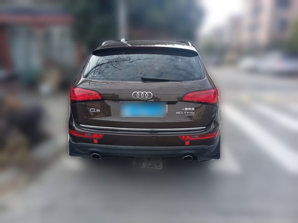 Audi Q5 2016, 93100 км, за 14102 USD