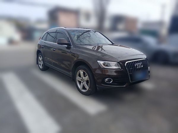 Audi Q5 2016, 93100 км, за 14102 USD