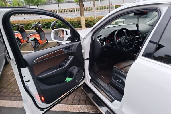 Audi Q5 2016, 134000 км, за 11889 USD - фото 17