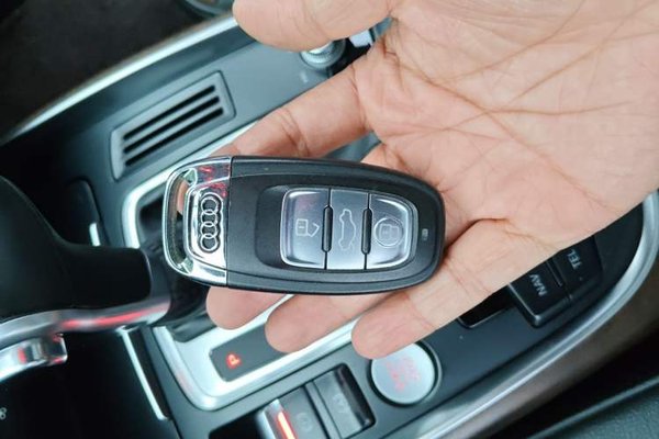 Audi Q5 2016, 134000 км, за 11889 USD - фото 9