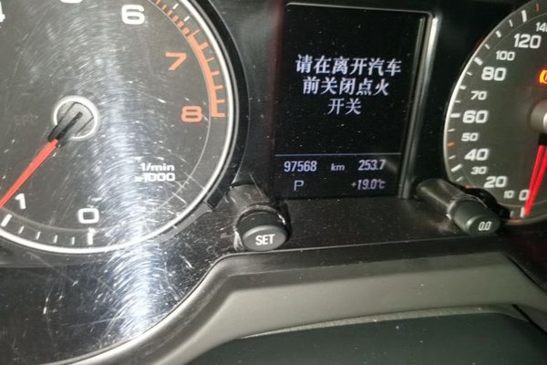 Audi Q5 2017, 97500 км, за 11978 USD - фото 13