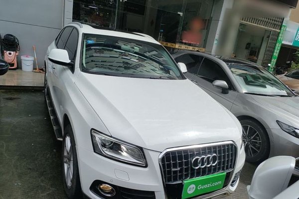 Audi Q5 2017, 106200 км, за 14392 USD