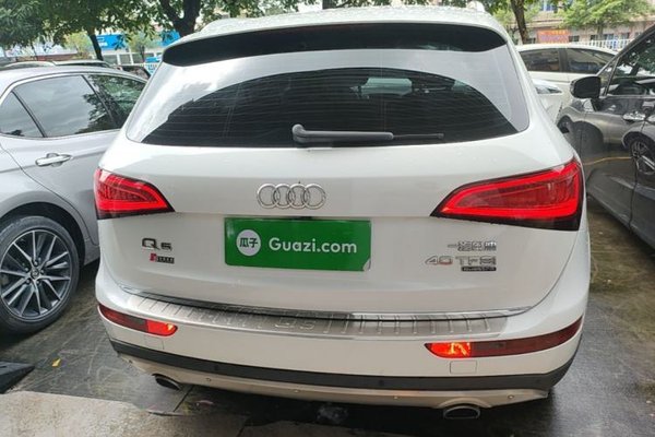 Audi Q5 2017, 106200 км, за 14392 USD