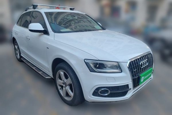 Audi Q5 2017, 79300 км, за 13663 USD
