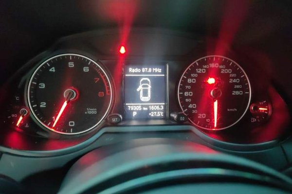 Audi Q5 2017, 79300 км, за 13663 USD - фото 12