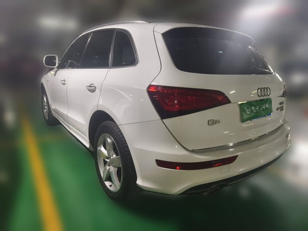 Audi Q5 2017, 83800 км, за 13825 USD