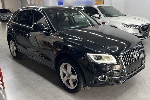 Audi Q5 2018, 163300 км, за 14456 USD