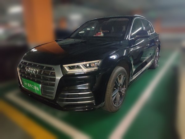 Audi Q5L · 2018 год