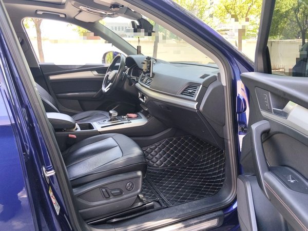 Audi Q5L 2018, 98800 км, за 16828 USD