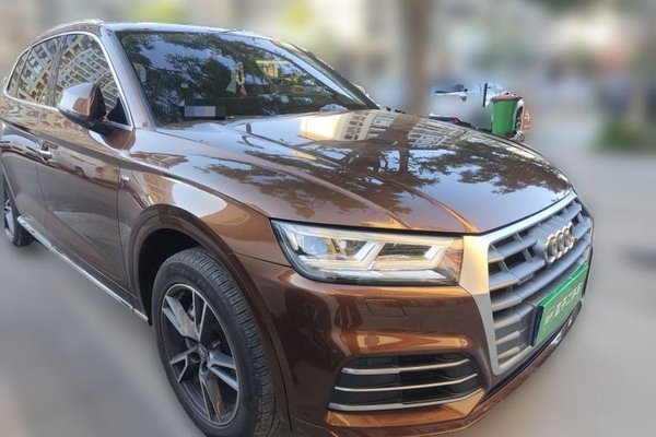 Audi Q5L 2018, 98400 км, за 17455 USD