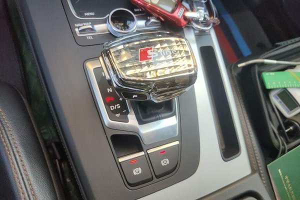 Audi Q5L 2018, 98400 км, за 17455 USD - фото 14