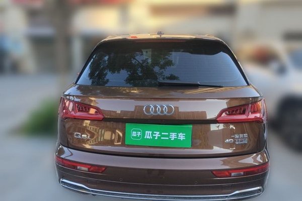 Audi Q5L 2018, 98400 км, за 17455 USD