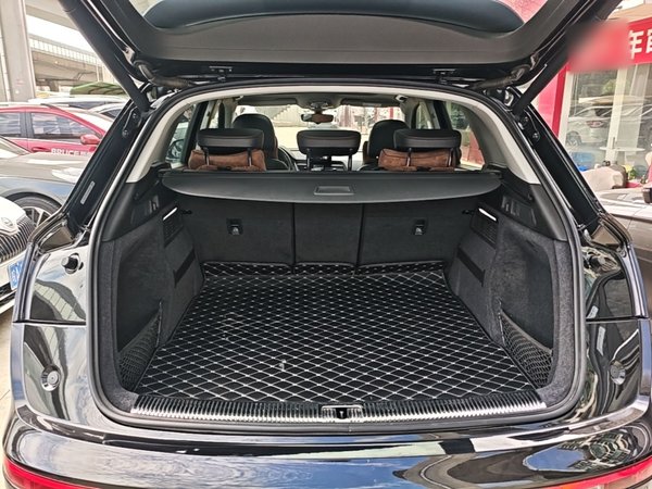 Audi Q5L 2020, 160100 км, за 19045 USD - фото 22