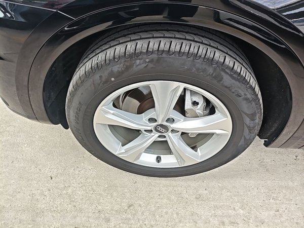 Audi Q5L 2020, 160100 км, за 19045 USD - фото 8