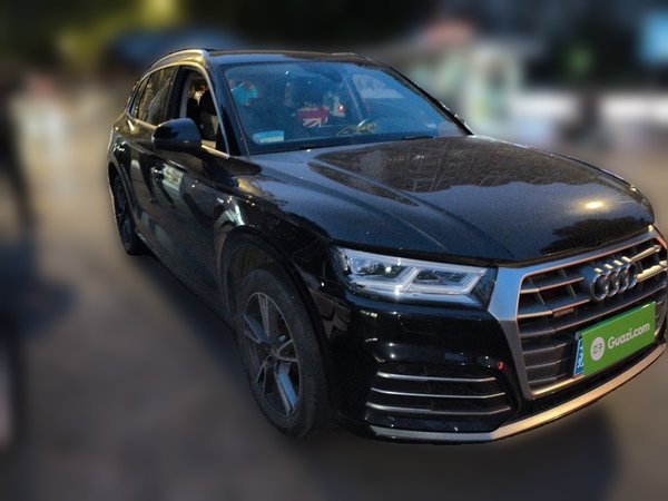 Audi Q5L 2020, 45300 км, за 28742 USD