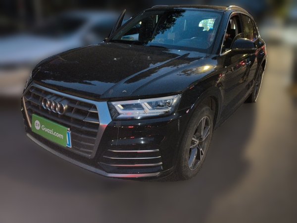 Audi Q5L · 2020 год