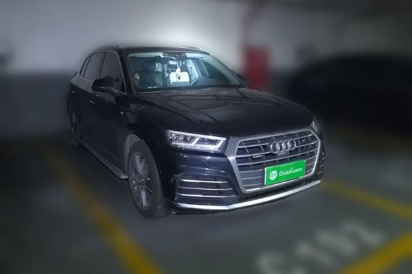 Audi Q5L 2020, 60199 км, за 22964 USD - фото 19