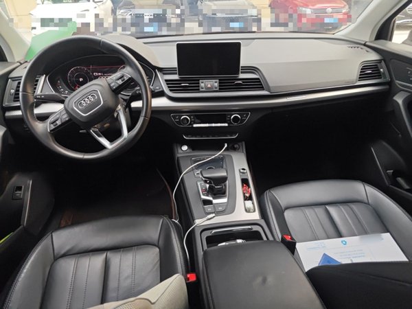 Audi Q5L 2020, 68500 км, за 28374 USD - фото 11