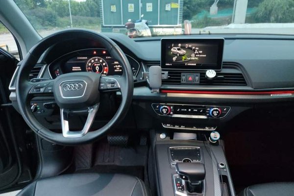 Audi Q5L 2020, 97300 км, за 21712 USD - фото 13