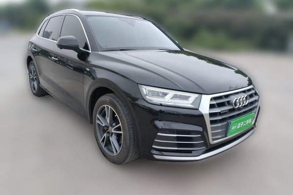 Audi Q5L 2020, 97300 км, за 21712 USD