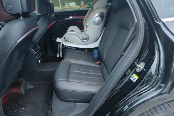 Audi Q5L 2020, 97300 км, за 21712 USD - фото 17