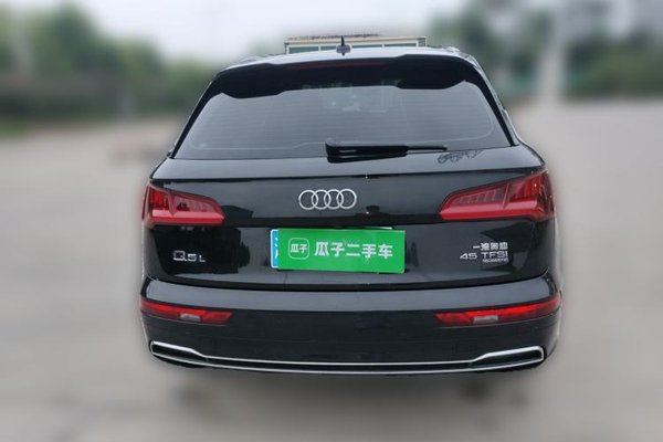 Audi Q5L 2020, 97300 км, за 21712 USD