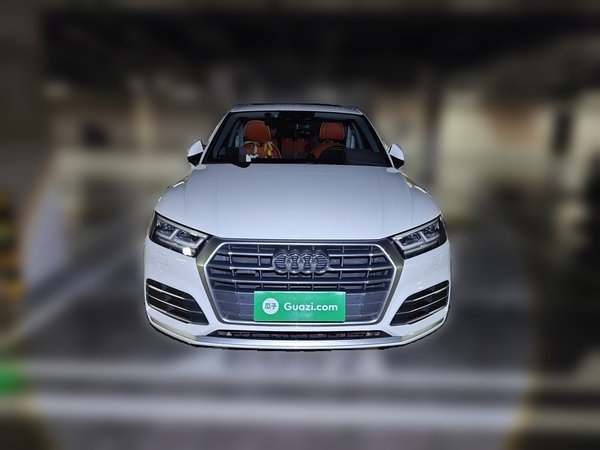 Audi Q5L 2020, 117600 км, за 21776 USD