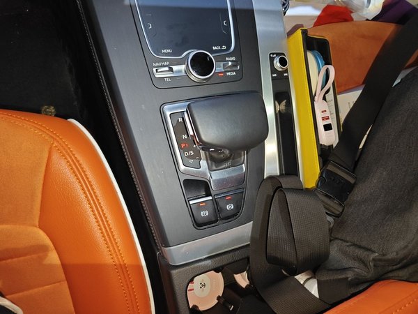 Audi Q5L 2020, 117600 км, за 21776 USD - фото 15