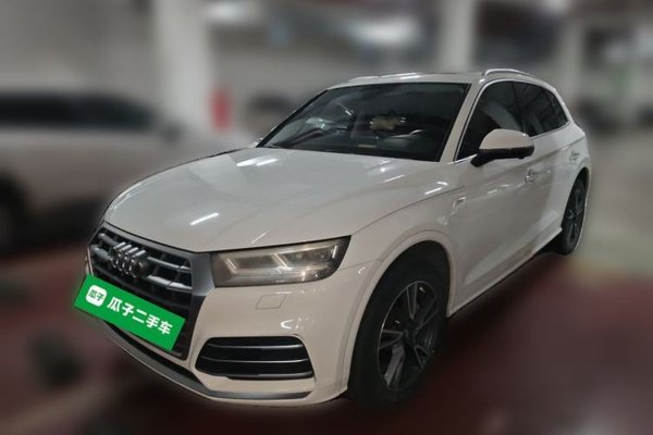 Audi Q5L · 2020 год