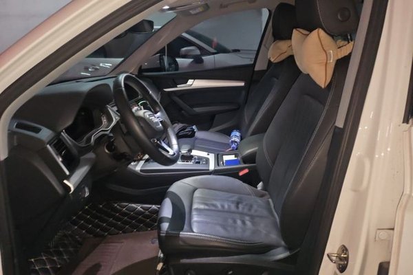 Audi Q5L 2020, 97900 км, за 21680 USD - фото 12