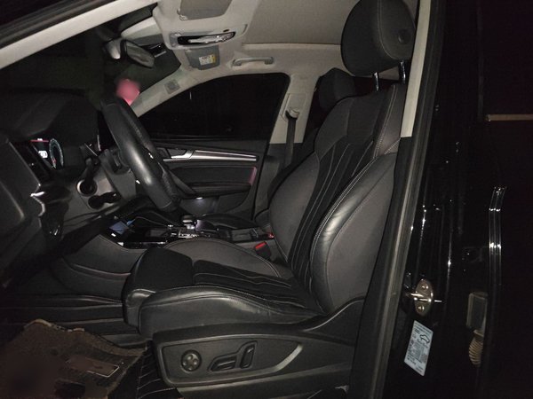 Audi Q5L 2021, 91700 км, за 28306 USD - фото 13