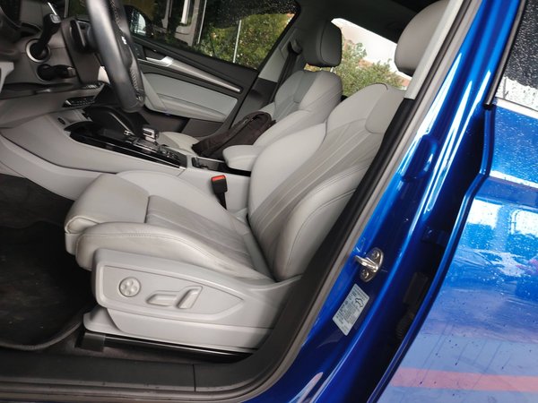 Audi Q5L 2021, 60599 км, за 27755 USD - фото 16