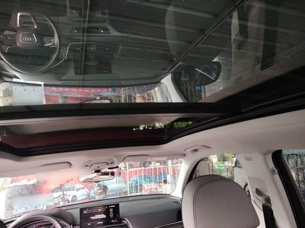 Audi Q5L 2021, 60599 км, за 27755 USD - фото 17