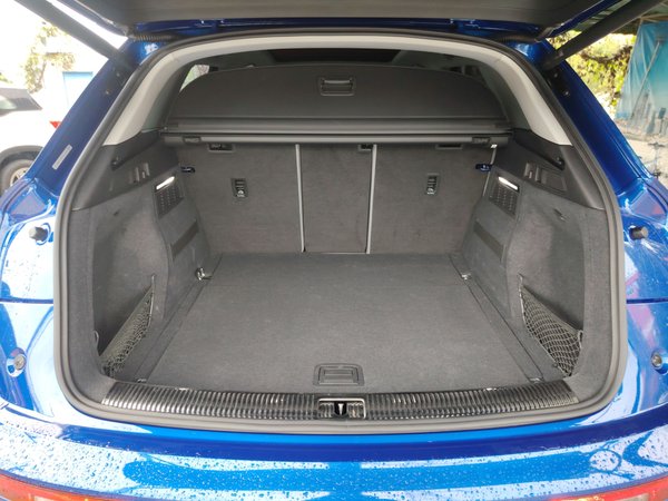 Audi Q5L 2021, 60599 км, за 27755 USD - фото 18