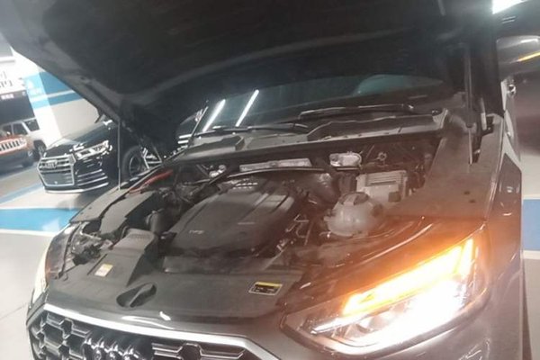 Audi Q5L 2021, 101400 км, за 24656 USD - фото 24