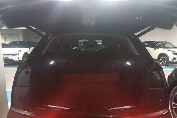 Audi Q5L 2021, 101400 км, за 24656 USD - фото 22