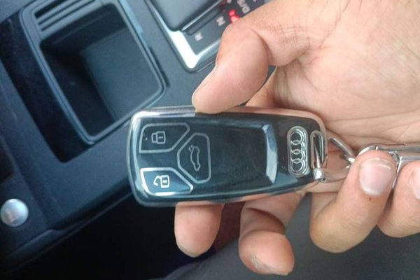 Audi Q5L 2022, 11000 км, за 33127 USD - фото 9